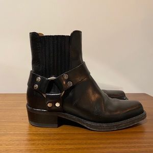 RE/DONE Calvary ankle boots in black leather